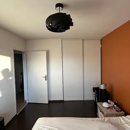 Beautiful 3-room Apartment, Bright, Spacious * Τονόν-λε-Μπαιν